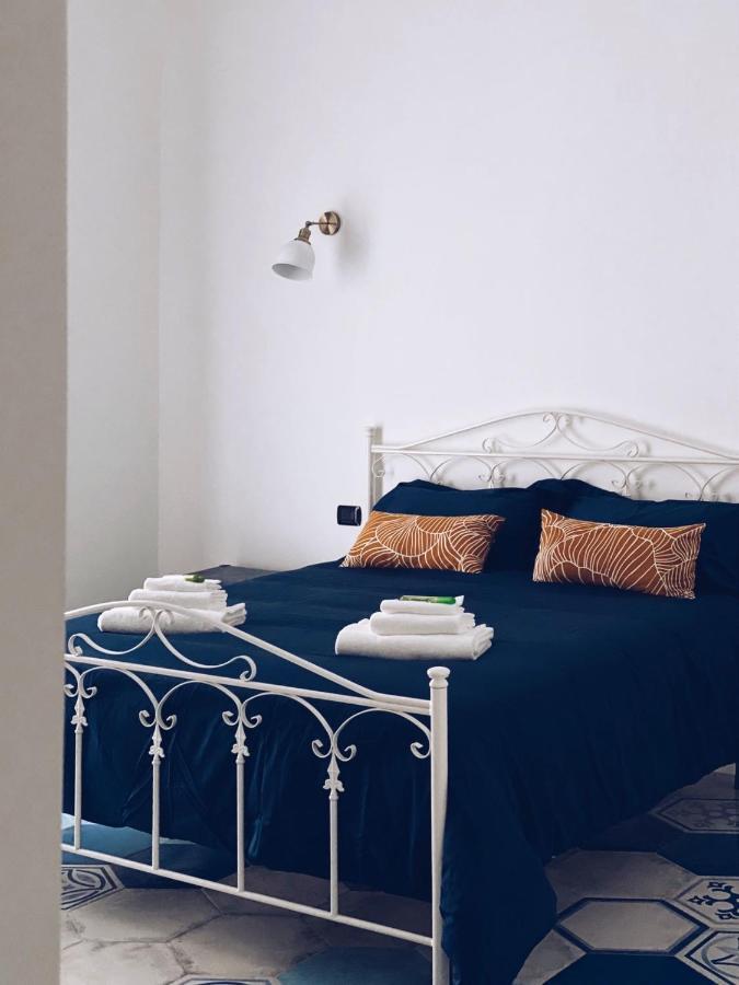 Bed and Breakfast Don Pietro 1927 Napoli Esterno foto
